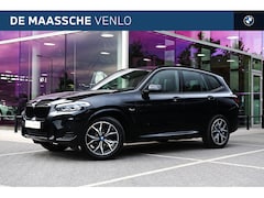 BMW X3 - xDrive30e High Executive M Sport Automaat / Panoramadak / Trekhaak / Sportstoelen / Achter