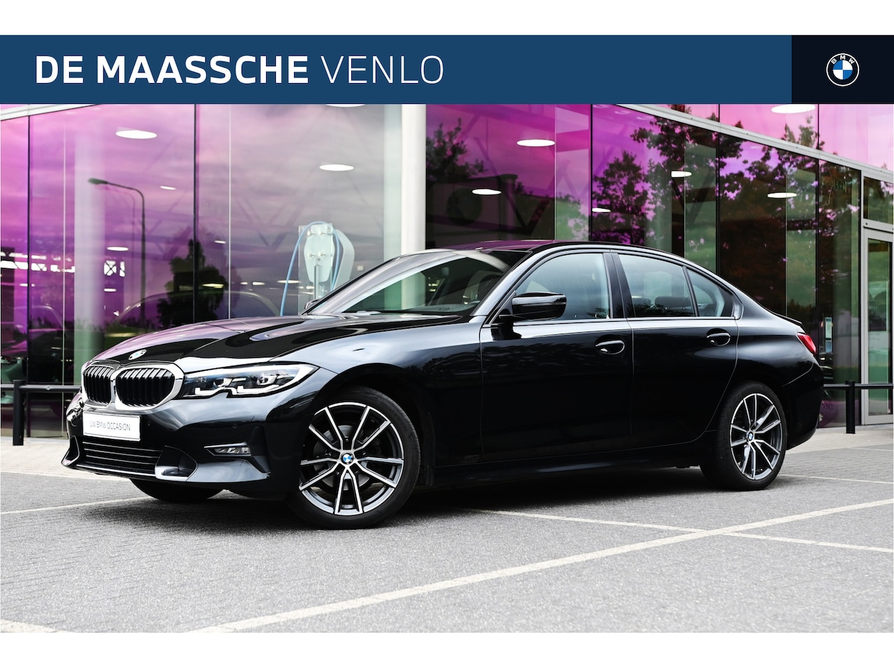 BMW 3-serie - 318i Executive Sport Line Automaat / Sportstoelen / LED / Live Cockpit Professional / Stoe - AutoWereld.nl