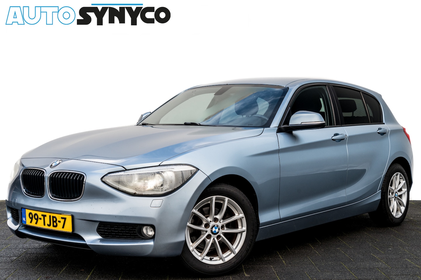 BMW 1-serie - 116i Business | Airco | Xenon | Professional radio | 16 inch LMV - AutoWereld.nl