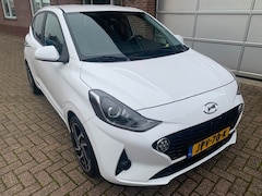 Hyundai i10 - 1.0 Premium Camera / Verwarmd stuur-stoelen / Navigatie