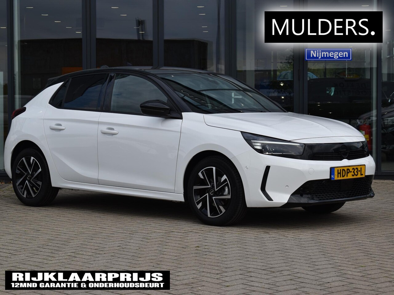 Opel Corsa - 1.2 GS NAVI / ECC / LMV - AutoWereld.nl