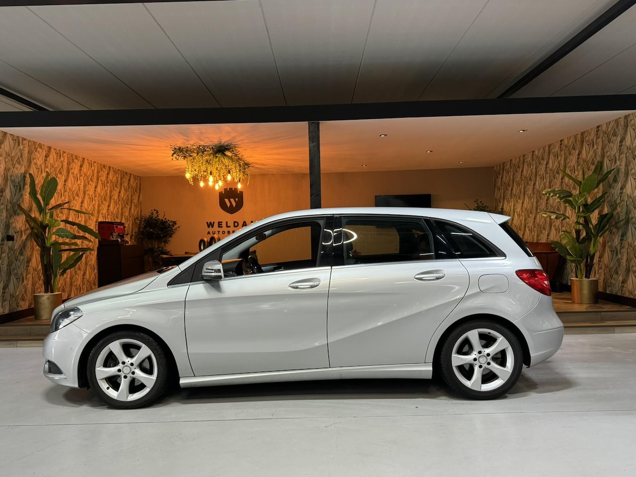 Mercedes-Benz B-klasse - 180 Prestige Garantie Trekhaak StoelVW Navi Cruise Rijklaar - AutoWereld.nl