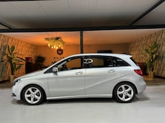 Mercedes-Benz B-klasse - 180 Prestige Garantie Trekhaak StoelVW Navi Cruise Rijklaar
