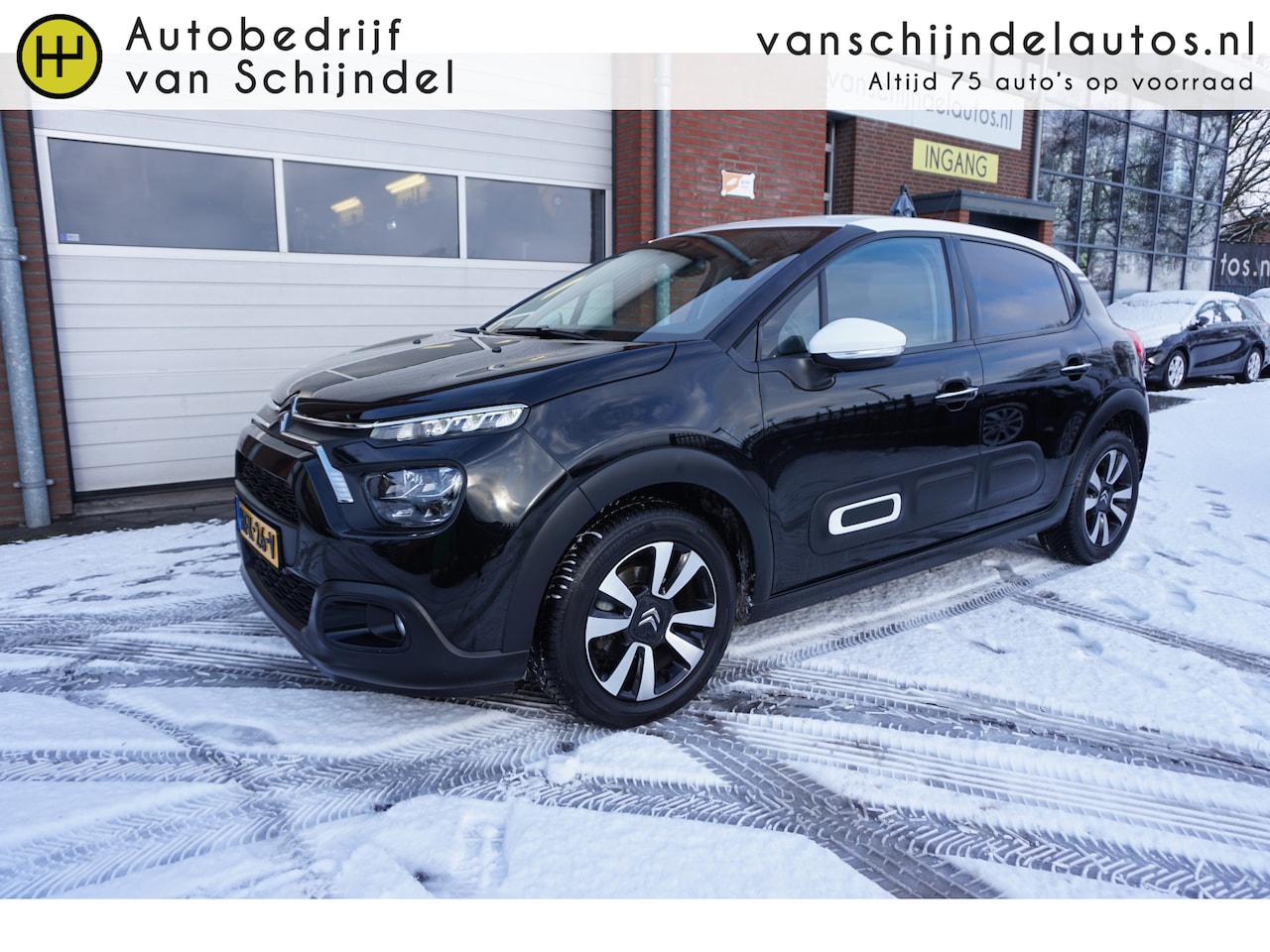 Citroën C3 - 1.2 PURETECH EAT6 110PK SHINE LUXE KEURIGE NETTE STAAT STOELVERWARMING ANDROID-APPLECARPLA - AutoWereld.nl
