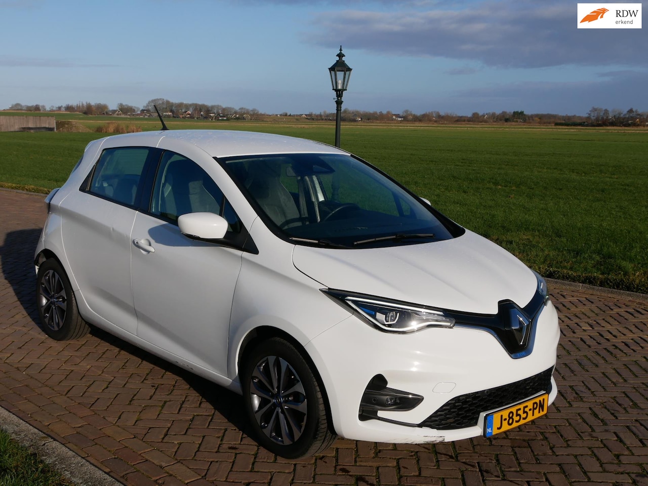 Renault Zoe - R135 Zen 52 kWh AC ** 8499 NETTO ** - AutoWereld.nl