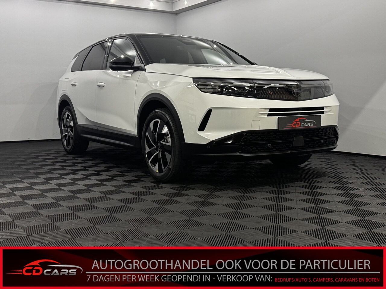 Opel Grandland - 1.2 Turbo Hybrid GS 360 Camera, Half leder, Heud-up display, Elektrische achterklep, Navi, - AutoWereld.nl