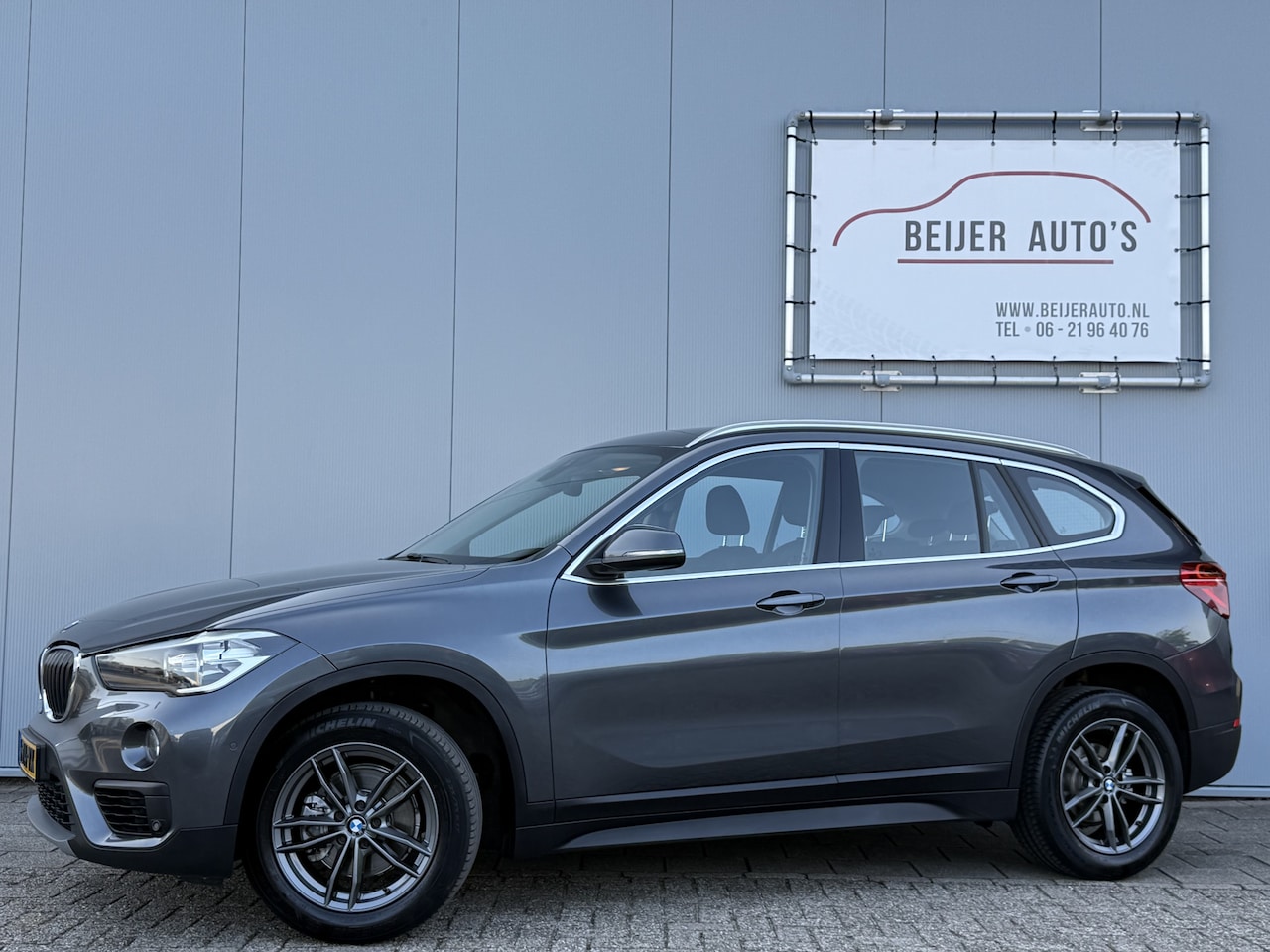 BMW X1 - sDrive18i High Executive Automaat Navigatie/Trekhaak. - AutoWereld.nl