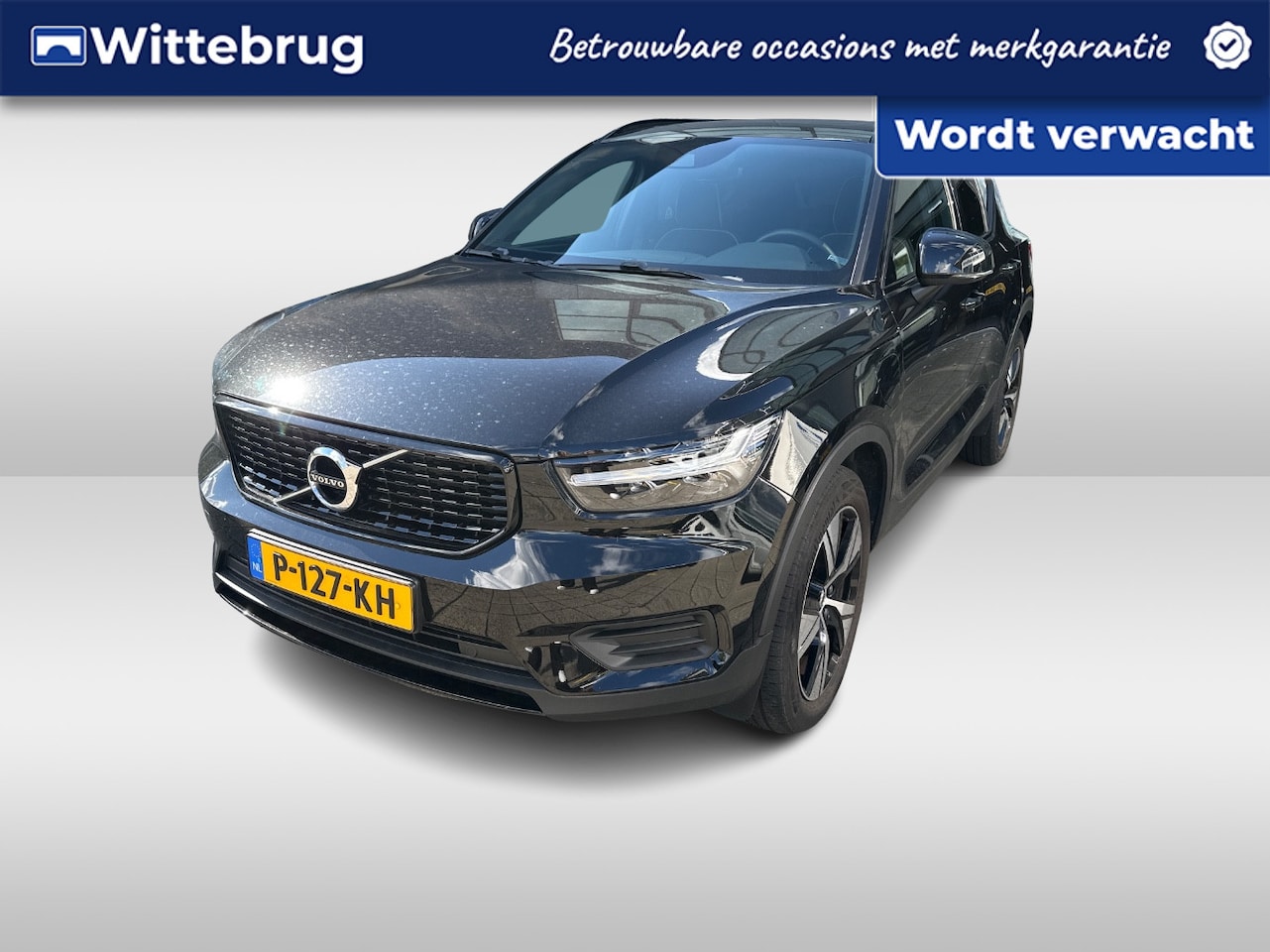 Volvo XC40 - 1.5 T5 Recharge R-Design / Pano / Navigatie / Camera / Parkeersensoren V+A / Zwenkbare tre - AutoWereld.nl