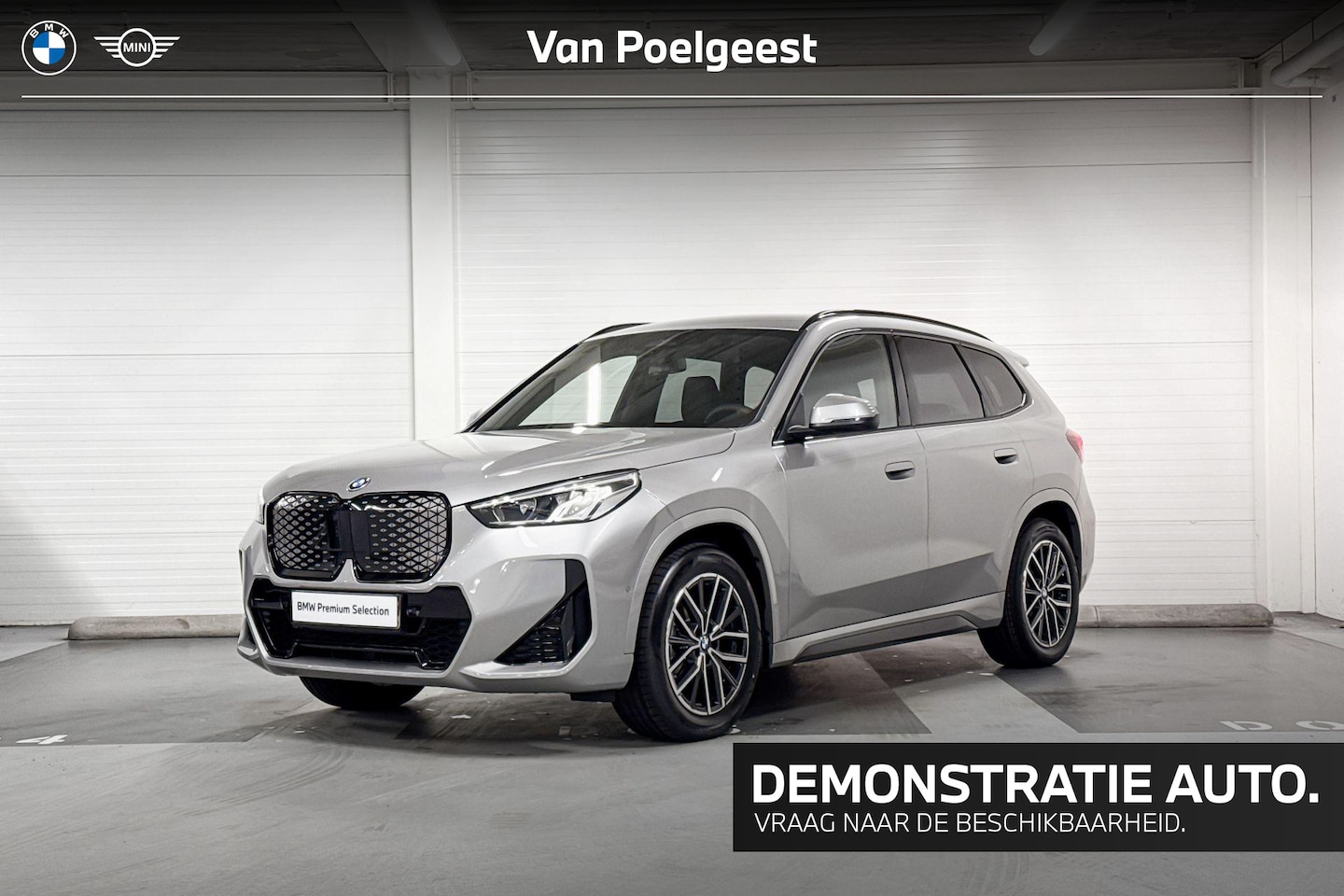 BMW iX1 - eDrive20 | M-Sport | Driving Assistant | Parking Assistant | Stoelverwarming | Trekaak - AutoWereld.nl