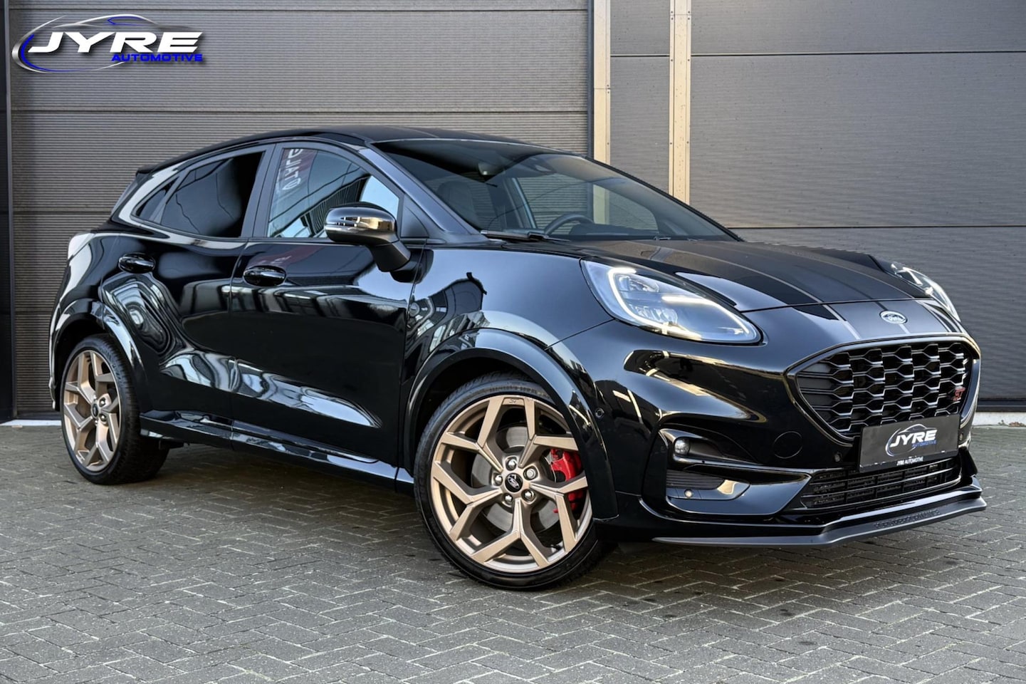 Ford Puma - 1.5 ST-X Gold Edition 200 PK, Performance Pack, Full - AutoWereld.nl
