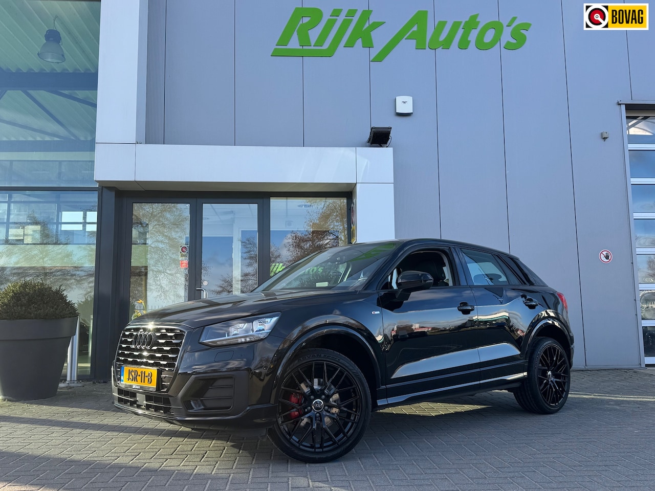 Audi Q2 - 30 TFSI Sport Edition* Black Pack * Stoelverwarming * Keyless - AutoWereld.nl