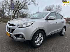 Hyundai ix35 - 2.0i Style / 1e.eigenaar / airco/ cruise.control /elek.ramen / trekhaak / deurvergrendelin