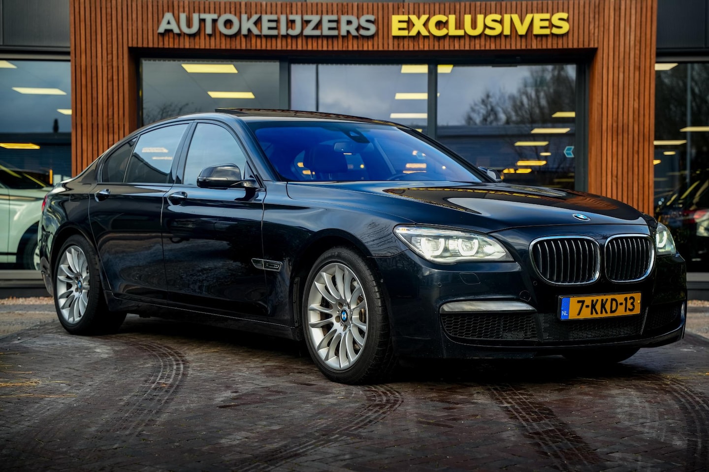 BMW 7-serie - 740i ActiveHybrid High Executive M Pakket Panodak Memory 360 Camera Dode Hoek Stoelverw. L - AutoWereld.nl