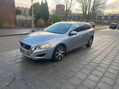 Volvo V60 - 2.4 D6 AWD Plug-In Hybrid Summum Leder Cruise