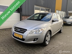 Kia Cee'd - 1.4 X-Pect ZEER NETJES TREKHAAK