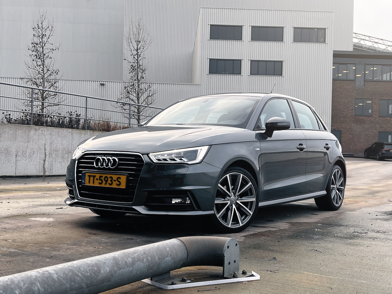 Audi A1 Sportback - 1.0 TFSI Advance Sport A1 1.0 TFSI S-line ext + int | Orig. NL | LED | Cruise | Trekhaak | 5 DRS | S-line stoelen - AutoWereld.nl