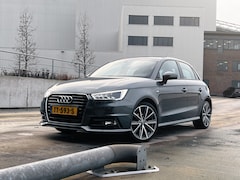 Audi A1 Sportback - 1.0 TFSI Advance Sport A1 1.0 TFSI S-line ext + int | Orig. NL | LED | Cruise | Trekhaak | 5 DRS | S-line stoelen