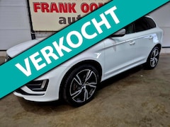 Volvo XC60 - 2.0 T5 245PK FWD Polar+ R-Design + OH historie|Panorama|Bi-xenon|Keyless|Trekhaak|Dodehoek