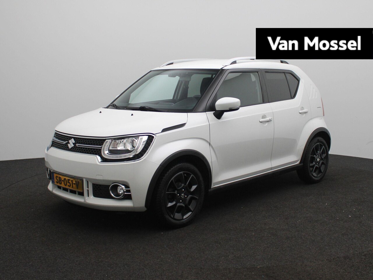 Suzuki Ignis - 1.2 Stijl | Automaat | Stoelverwarming | Camera | Led Verlichting | - AutoWereld.nl