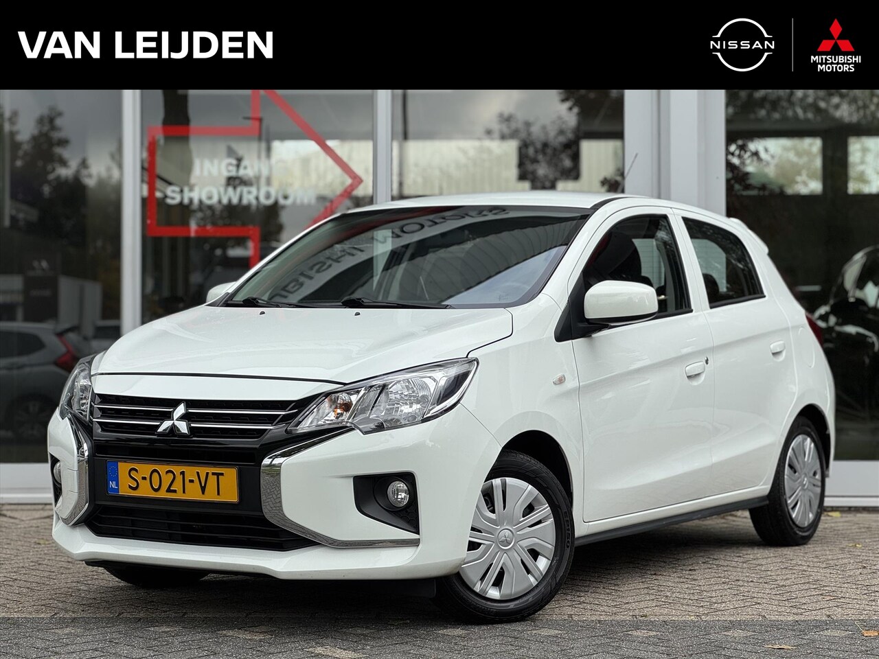 Mitsubishi Space Star - 1.2 71pk Connect+ | Airco | Apple CarPlay | Android Auto - AutoWereld.nl