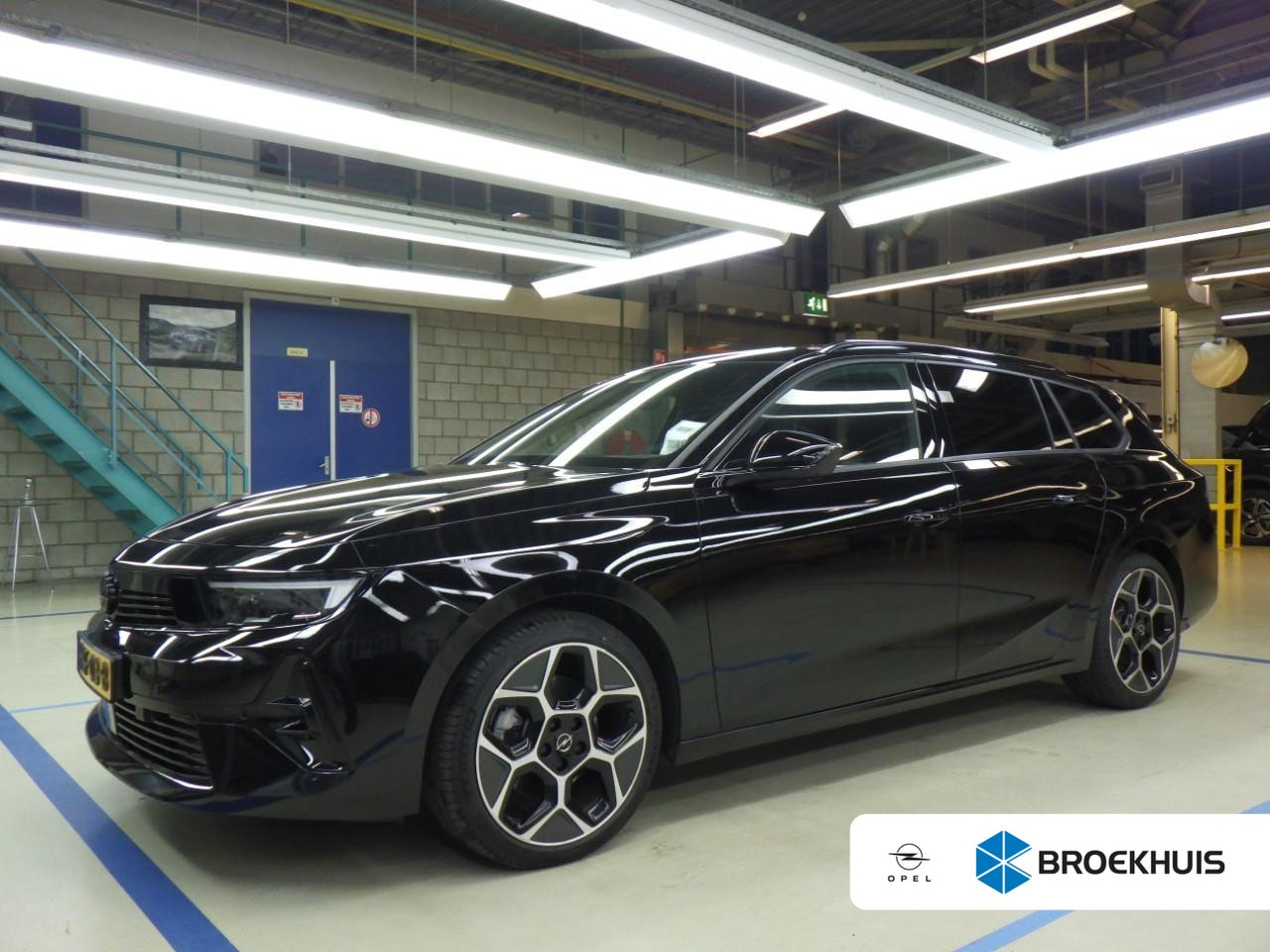 Opel Astra Sports Tourer - 1.2 Turbo Hybrid GS | Automaat | Navigatie | Camera | Panorama/schuifdak | 18 Inch lichtme - AutoWereld.nl