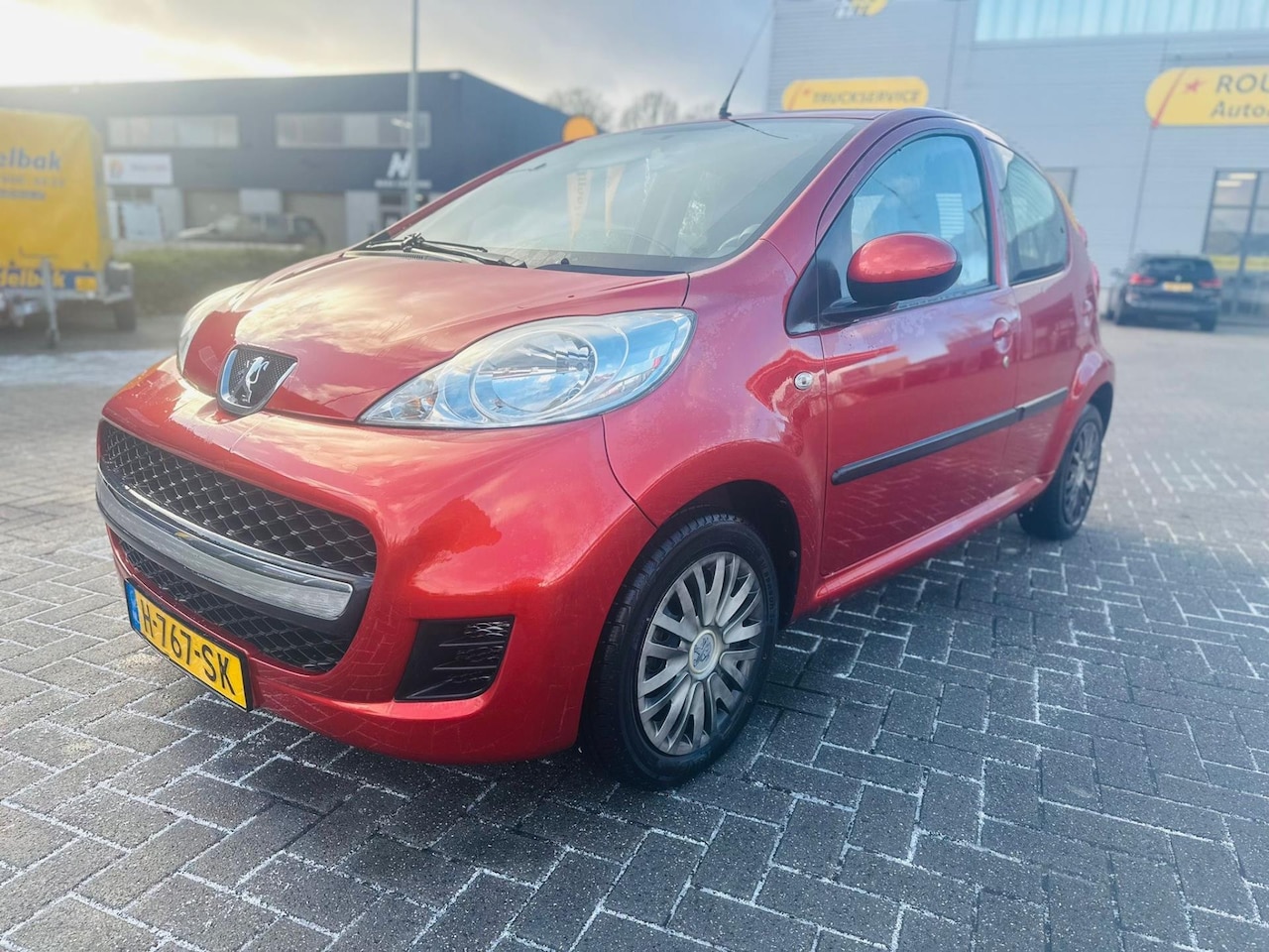 Peugeot 107 - 1.0-12V XR 1.0-12V XR - AutoWereld.nl