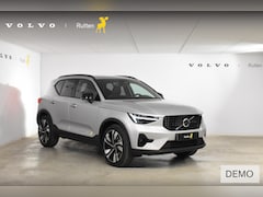 Volvo XC40 - B4 211PK Automaat Plus Dark / Lighting Pack / Pixel led / 20'' Velgen / Donker getint glas