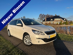 Peugeot 308 SW - 1.2 PureTech Style Leer / Pano / Wit Metallic / Trekhaak