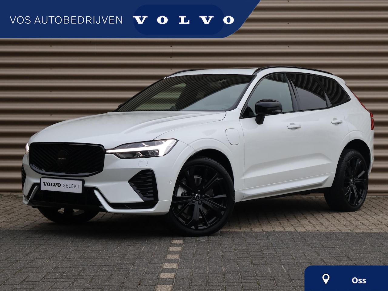 Volvo XC60 - T8 Plug-in hybrid AWD Ultra Black Edition | FULL OPTION | Luchtvering | Bowers & Wilkins | - AutoWereld.nl