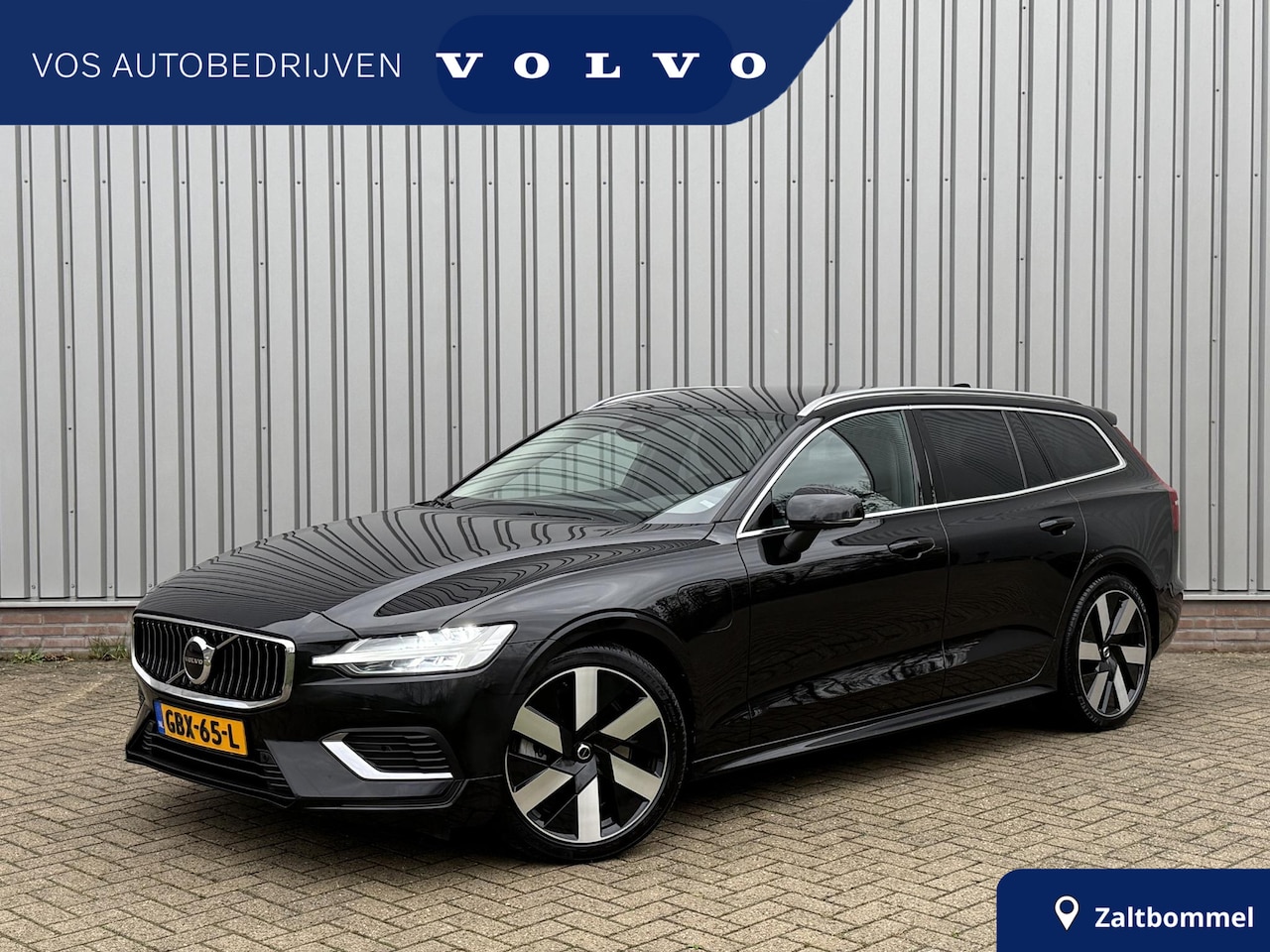 Volvo V60 - 2.0 T6 Plug-in hybrid AWD Essential Edition | Stuur en stoelverwarming V+A | Pilot Assist - AutoWereld.nl