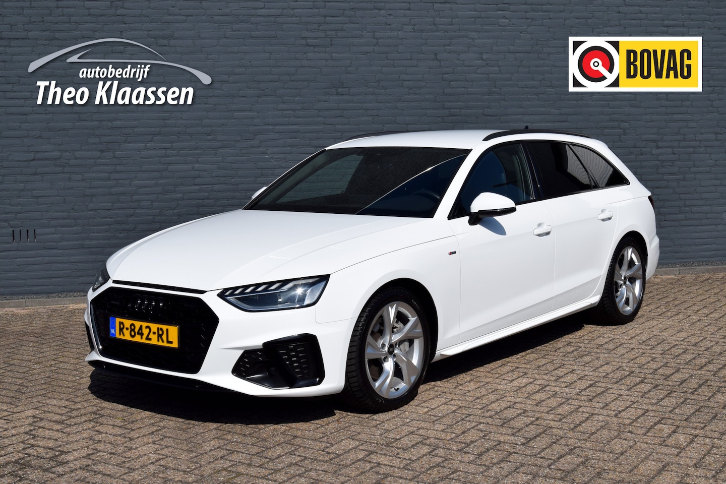 Audi A4 Avant - 40 TFSI quattro S edition Virtual Cockpit Plus - AutoWereld.nl