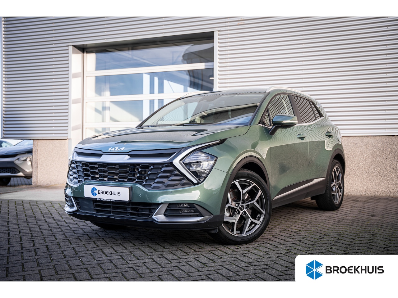 Kia Sportage - 1.6 T-GDi Hybrid DynamicLine | Achteruitrijcamera | Navigatiesysteem full map | Parkeersen - AutoWereld.nl