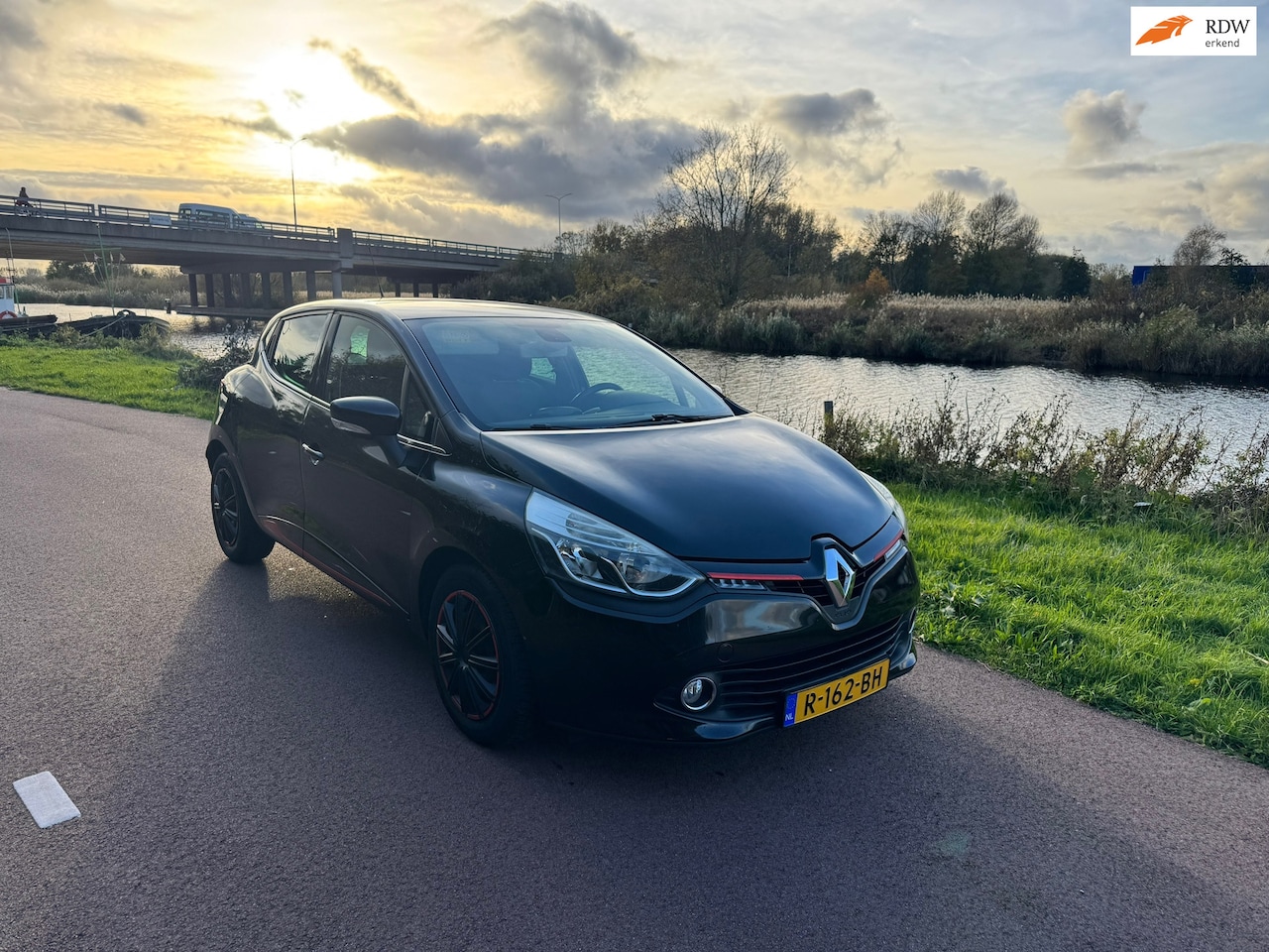 Renault Clio - 0.9 TCe Expression|Sportief|Luxe| - AutoWereld.nl