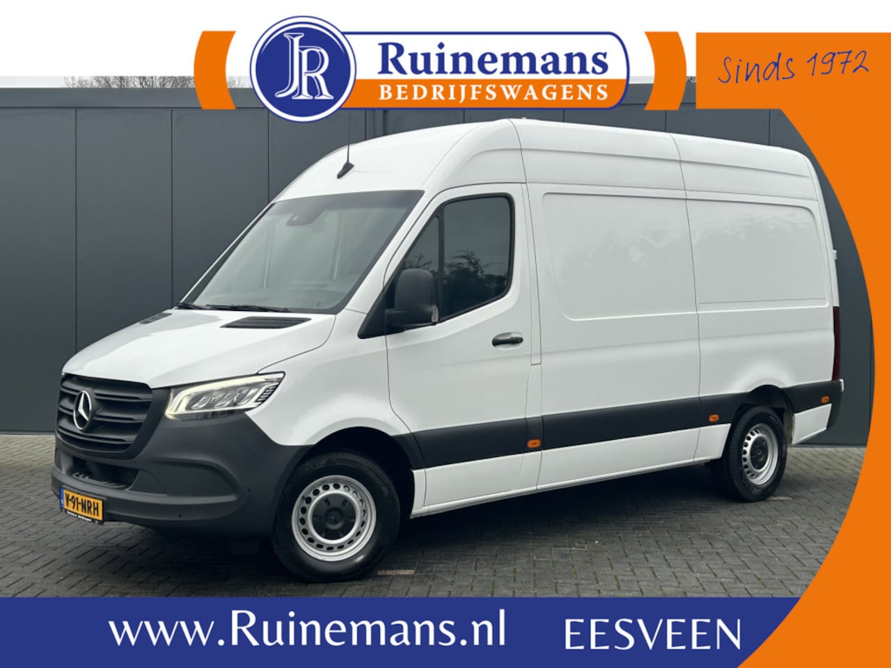 Mercedes-Benz Sprinter - 311 CDI RWD 3.5T / L2H2 / UNIEK!! MEMORY EN STOELVERWARMING / TREKHAAK / LED KOPLAMPEN / E - AutoWereld.nl