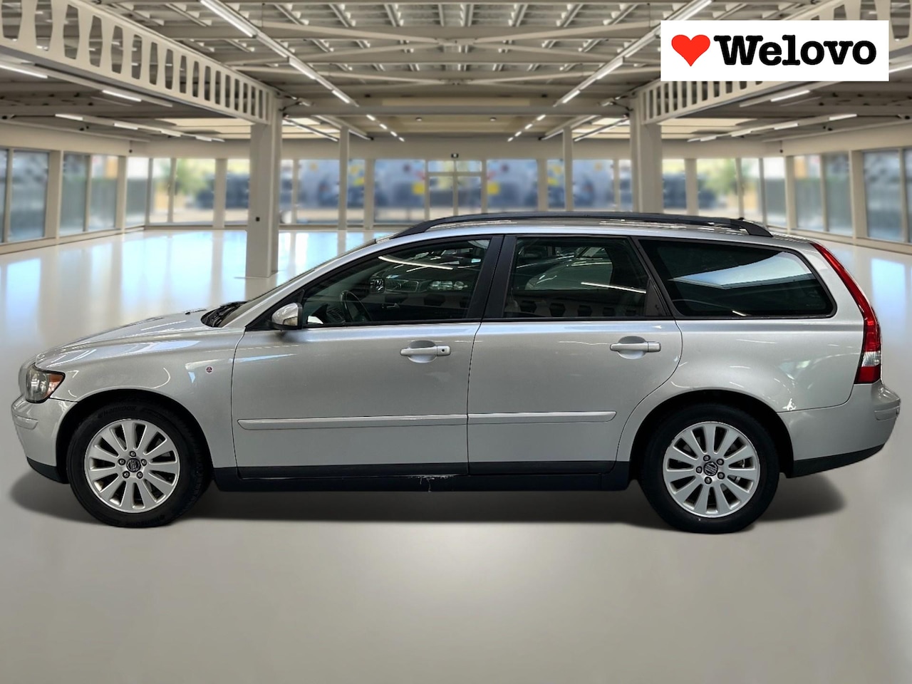 Volvo V50 - 2.4 Exclusive Rijklaar+garantie, leder, electr. stoel... - AutoWereld.nl