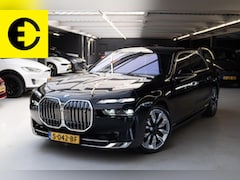 BMW i7 - xDrive60 106 kWh | TV scherm | Massage stoelen |Verwarmde armsteun
