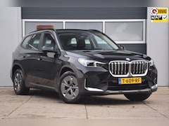 BMW iX1 - XDrive30 Launch Edition 67 kWh + 7.757 EURO AAN EXTRA OPTIES