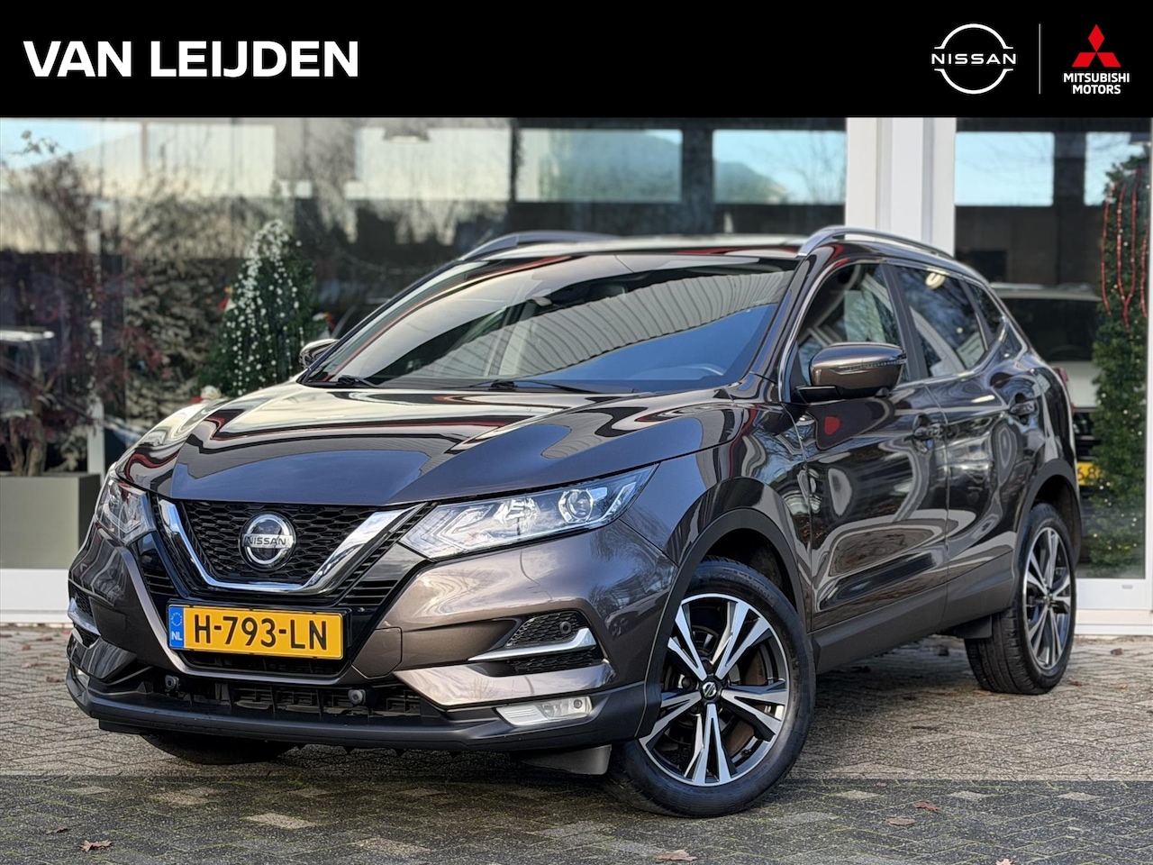 Nissan Qashqai - 1.3 DIG-T 160pk DCT N-Connecta | Panoramadak | Navigatie | 360-Camera | Apple CarPlay | An - AutoWereld.nl