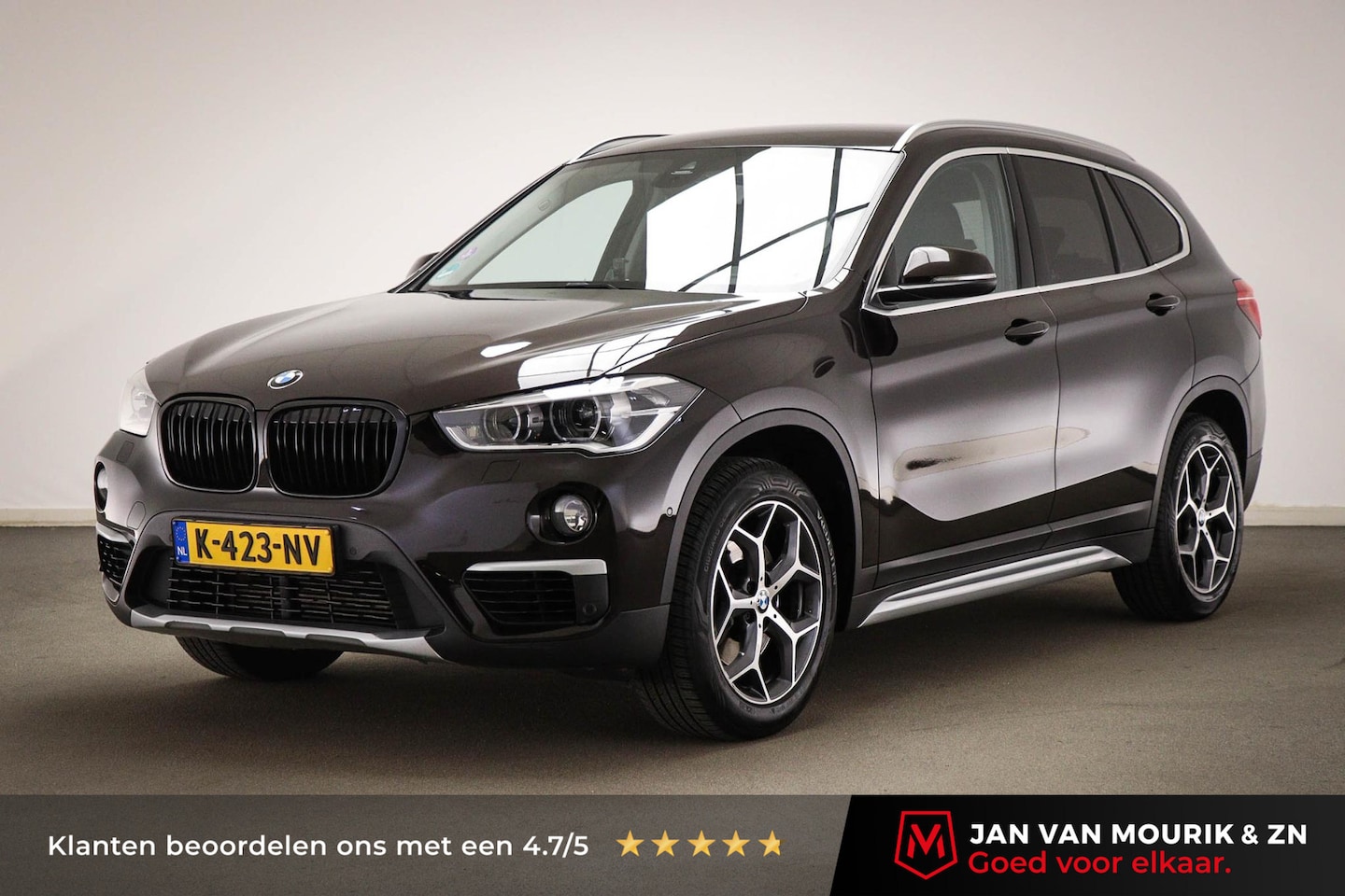 BMW X1 - sDrive20i High Executive | LED | LEDER | STUUR / STOEL- VERWARMING | TREKHAAK | 18" - AutoWereld.nl