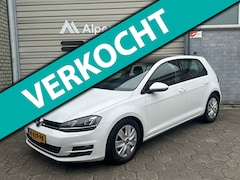 Volkswagen Golf - 1.4 TSI Highline PANO / Cruise controle / NAVI / Trekhaak / APK 09-2026