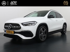 Mercedes-Benz GLA-Klasse - 200 AMG Business Solution | Panorama - Schuifdak | Trekhaak Wegklapbaar | Sfeerverlichting