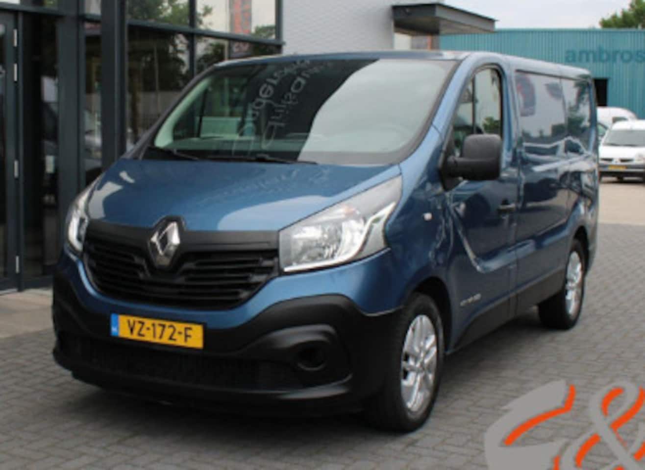 Renault Trafic - 1.6 dCi T27 L1H1 Turbo2 Energy airco navi 3 zits zijschade - AutoWereld.nl