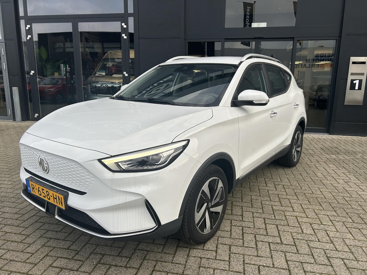 MG ZS - Standard Range Comfort 50 kWh - AutoWereld.nl