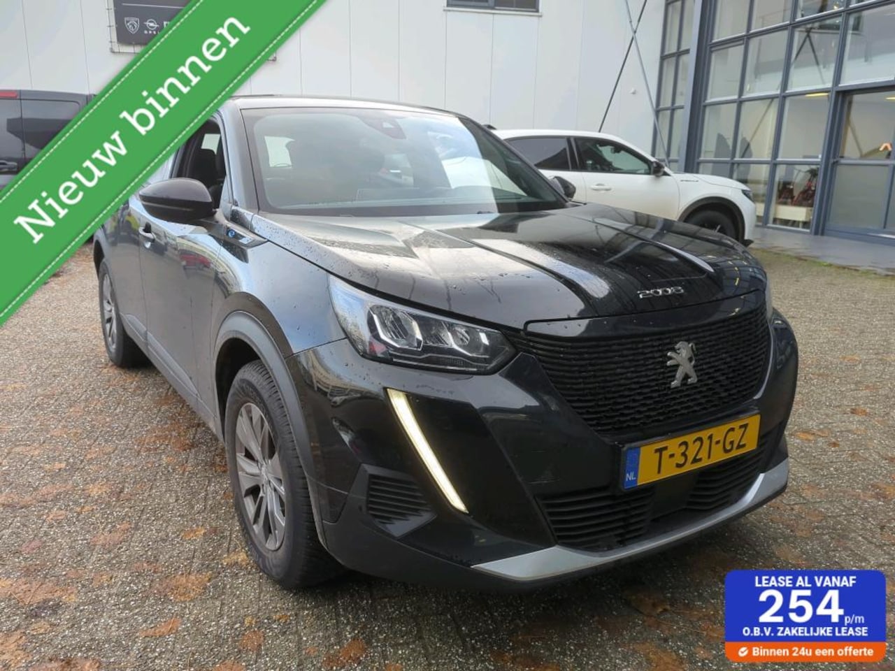 Peugeot e-2008 - EV Active Pack 50 kWh - AutoWereld.nl