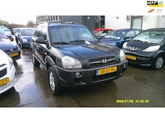 Hyundai Tucson - 2.0i Style leer airco elek pak nap apk
