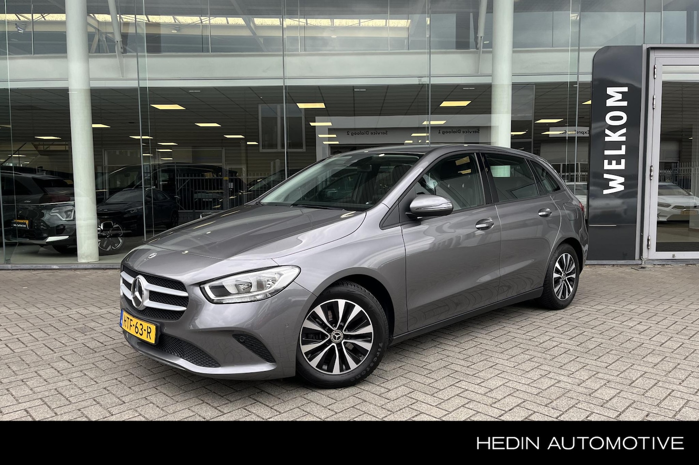 Mercedes-Benz B-klasse - 180 Premium NAv | Climate Control | Cruise Control | Camera | Stoelverwarming - AutoWereld.nl