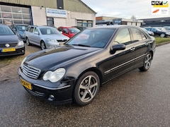 Mercedes-Benz C-klasse - 180 K. Elegance Sedan Clima Bj:2006 NAP
