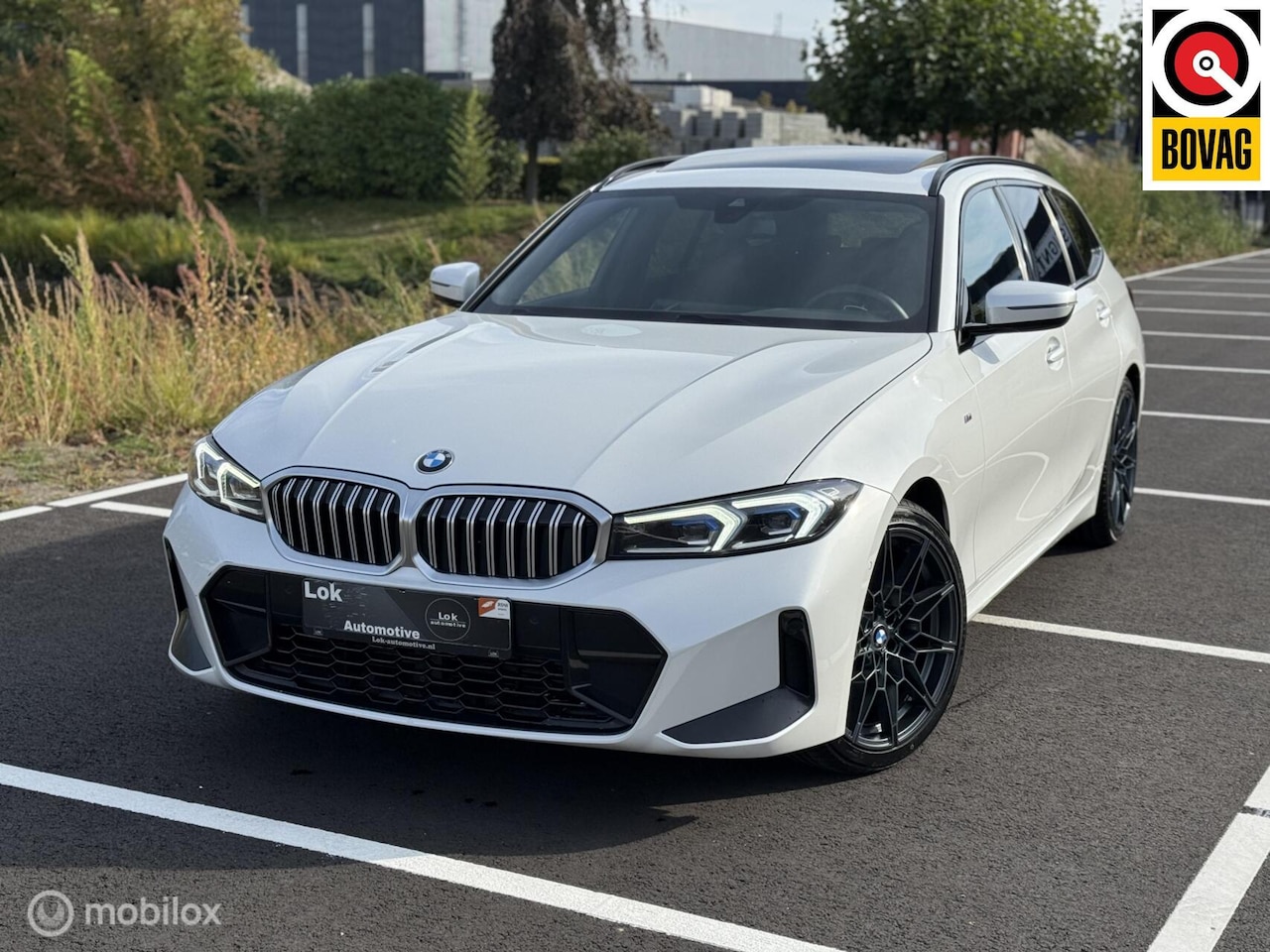 BMW 3-serie Touring - 320i PANO|LED|TRKHK|MEMORY|CAMERA|SFEER - AutoWereld.nl