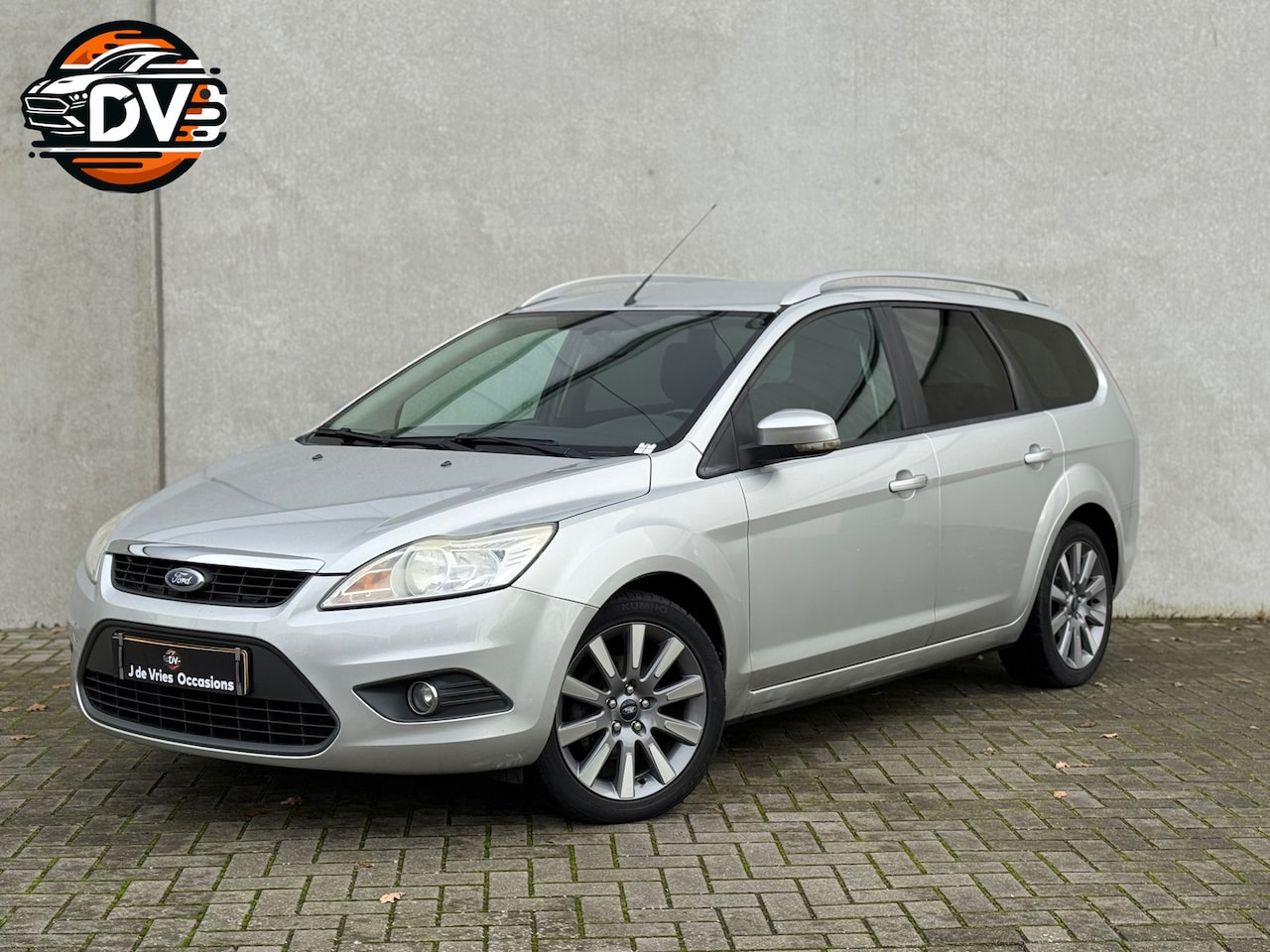 Ford Focus Wagon - 1.8 SILVER MAGIC AIRCO ELEK PAKKET DAKRAILS LMV - AutoWereld.nl