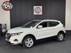 Nissan Qashqai - 1.3 DIG-T Tekna GLAZEN DAK CAR PLAY TREKHAAK LED CAMERA